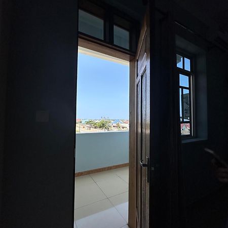 Relax Hotel Taj 南威 外观 照片