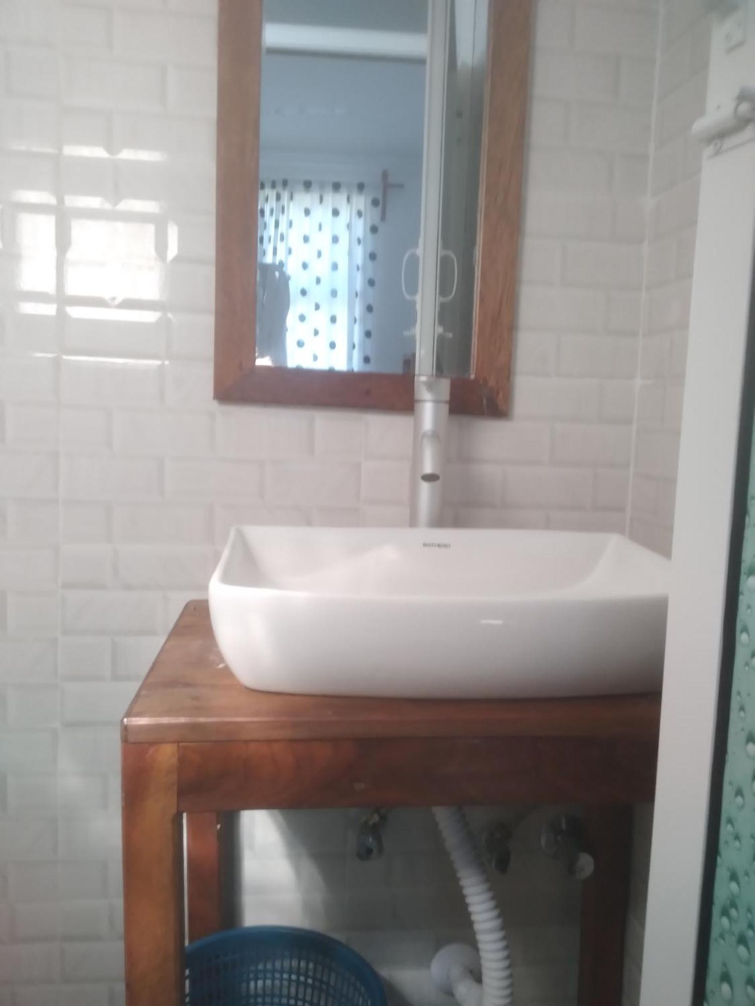 Relax Hotel Taj 南威 外观 照片